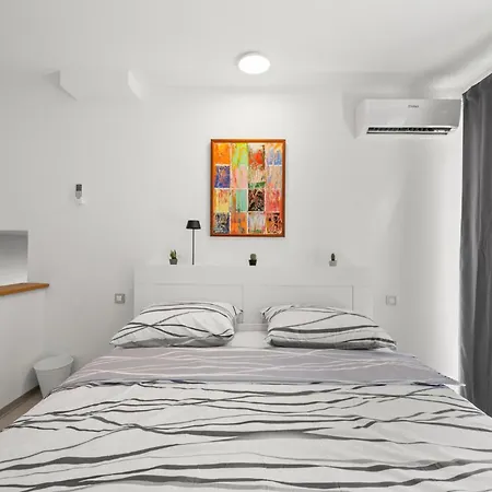 Pet Friendly In * Vodice